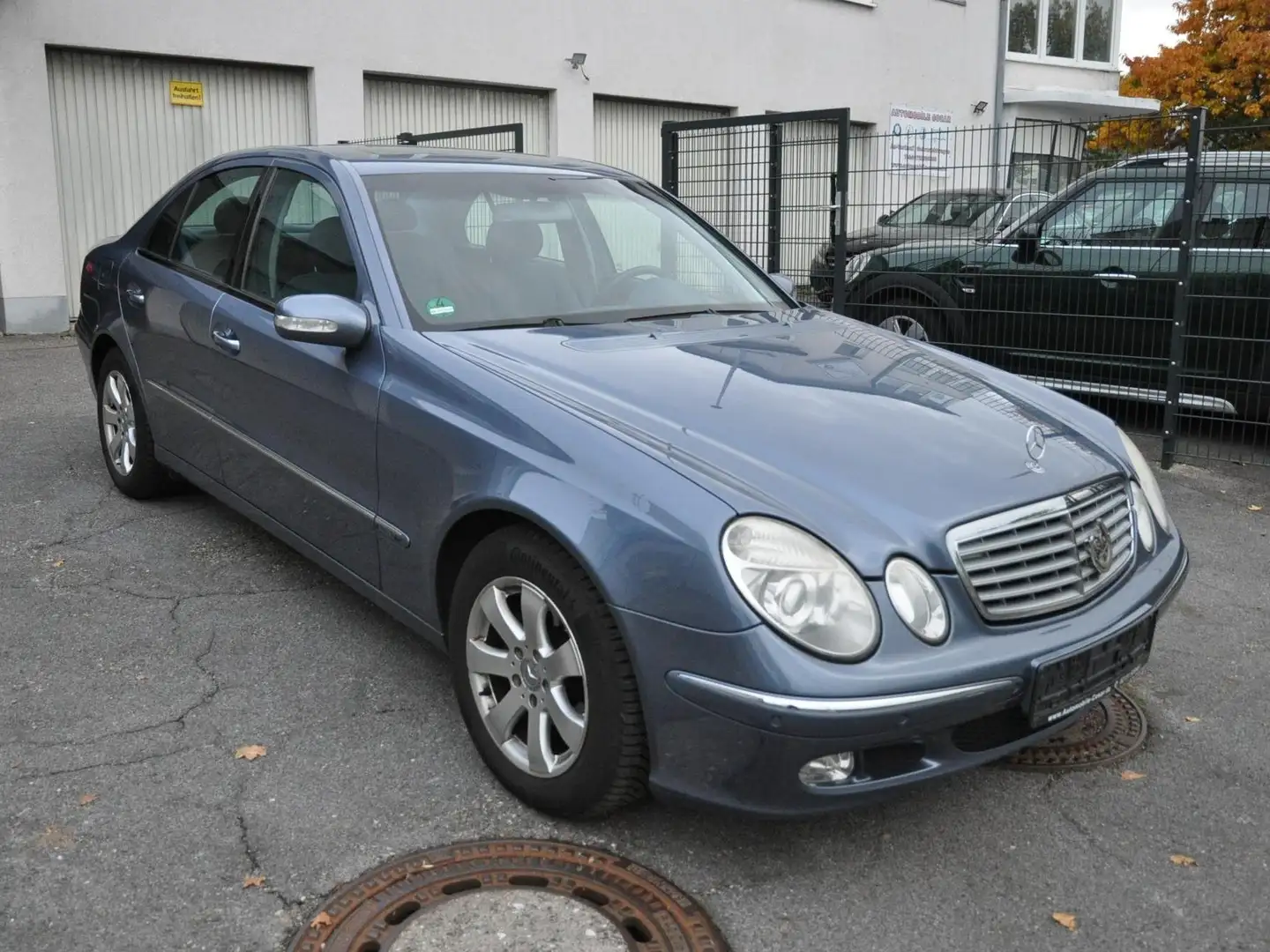 Mercedes-Benz E 200 E 200 Kompressor Automatik Elegance*Schiebedach* Blau - 1