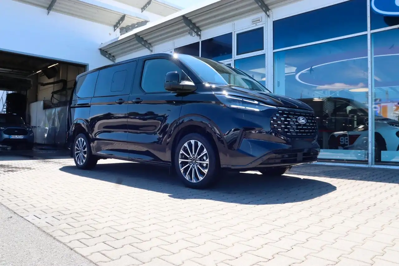 Ford Tourneo Custom