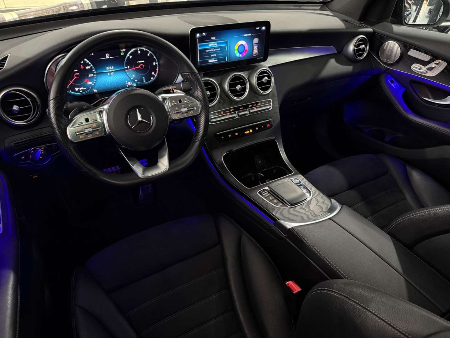 Mercedes GLC Coupé 220 AMG Line -  - Joinsteer - #3