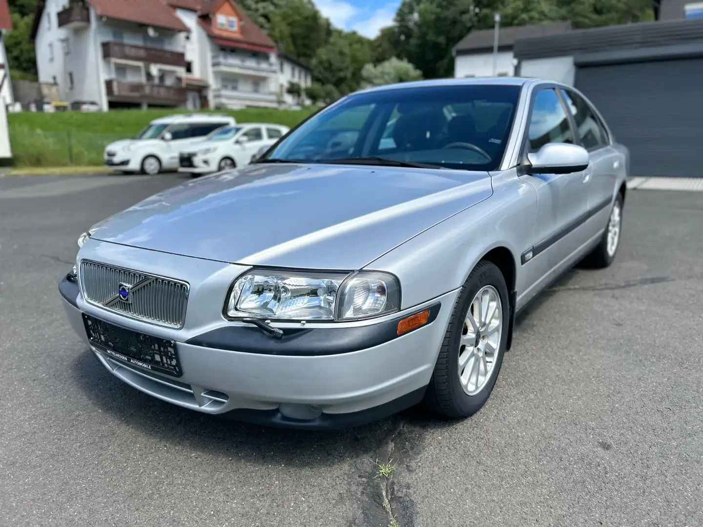 Volvo S80 2.5 D YOUNGTIMER * TÜV + SERVICE NEU * Silber - 1