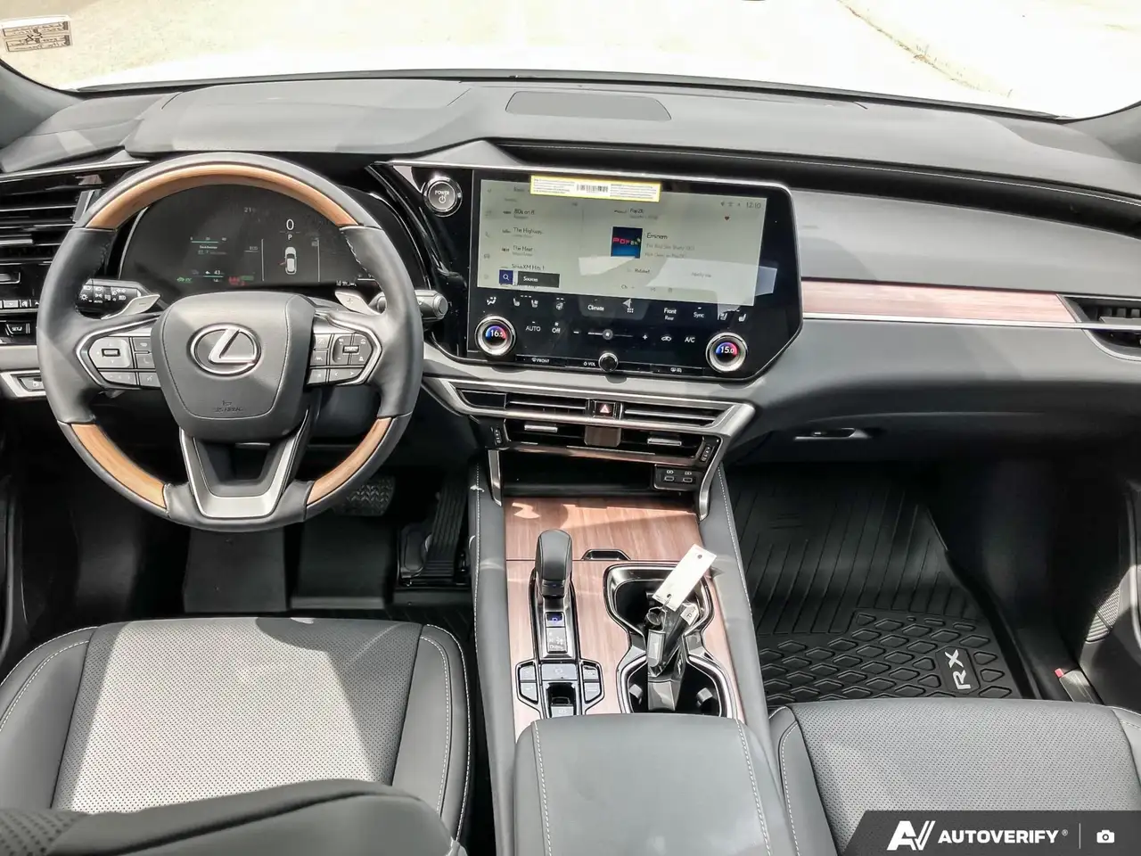 Lexus RX снимка Lexus RX