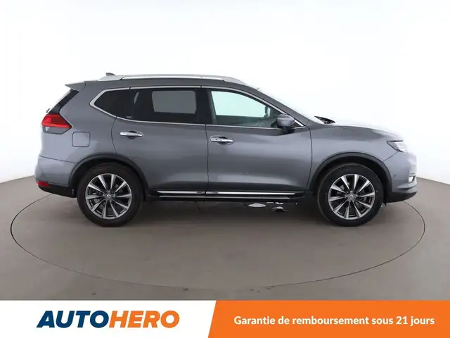 Nissan X-Trail view 7