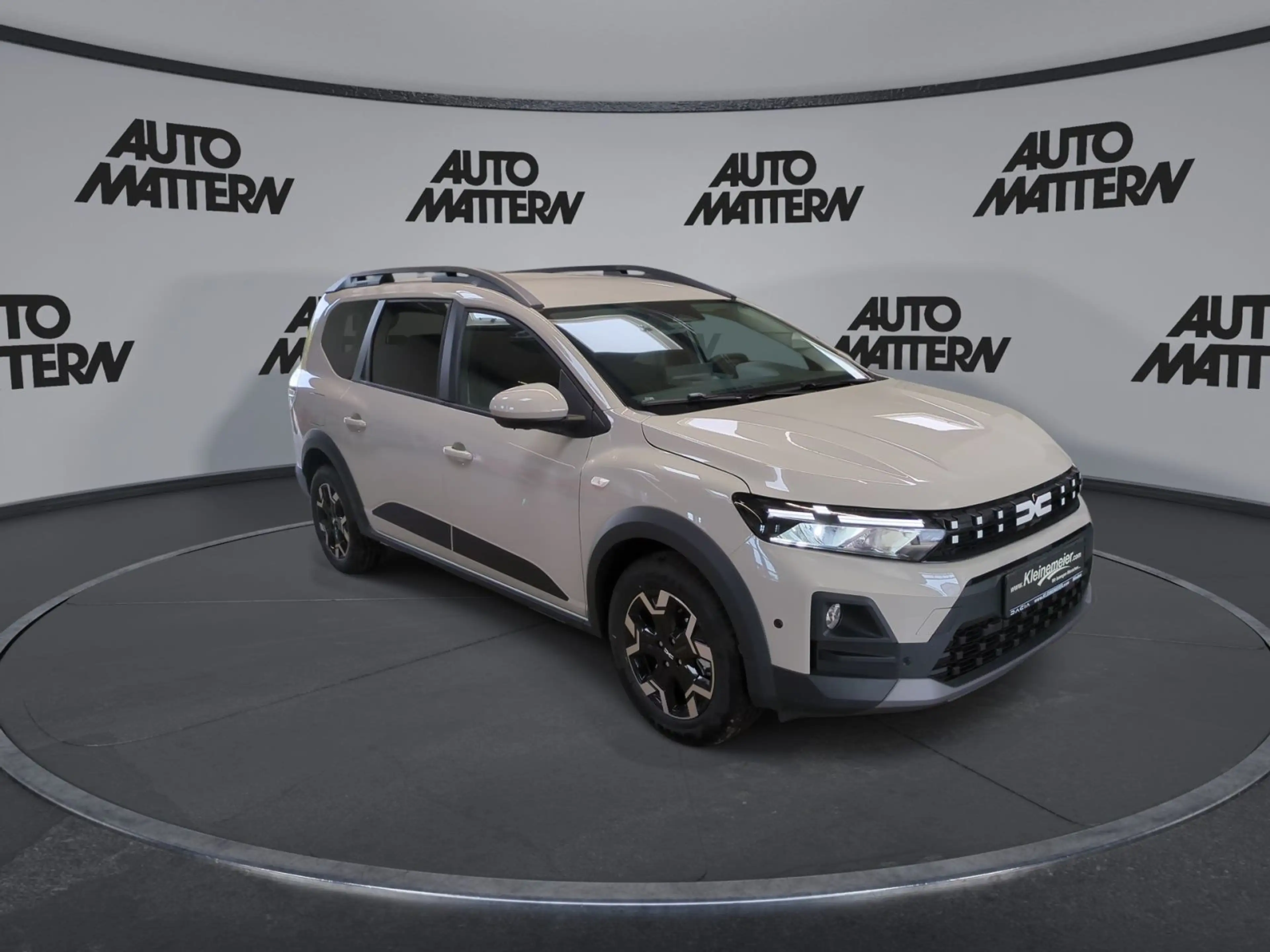 Dacia Jogger Journey Hybrid 155*Navi*RFK*SHZ* — photo 2