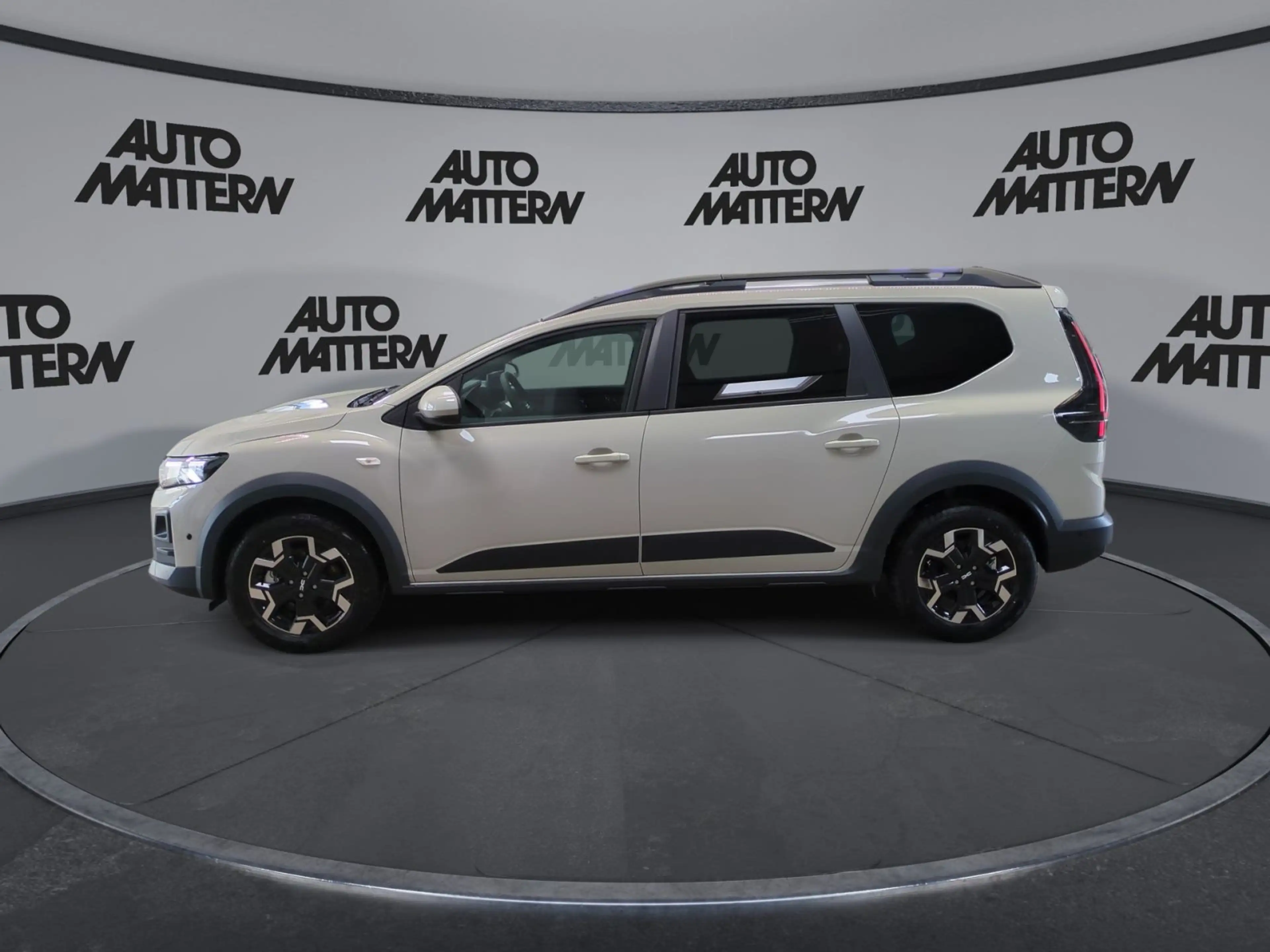 Dacia Jogger Journey Hybrid 155*Navi*RFK*SHZ* — photo 5