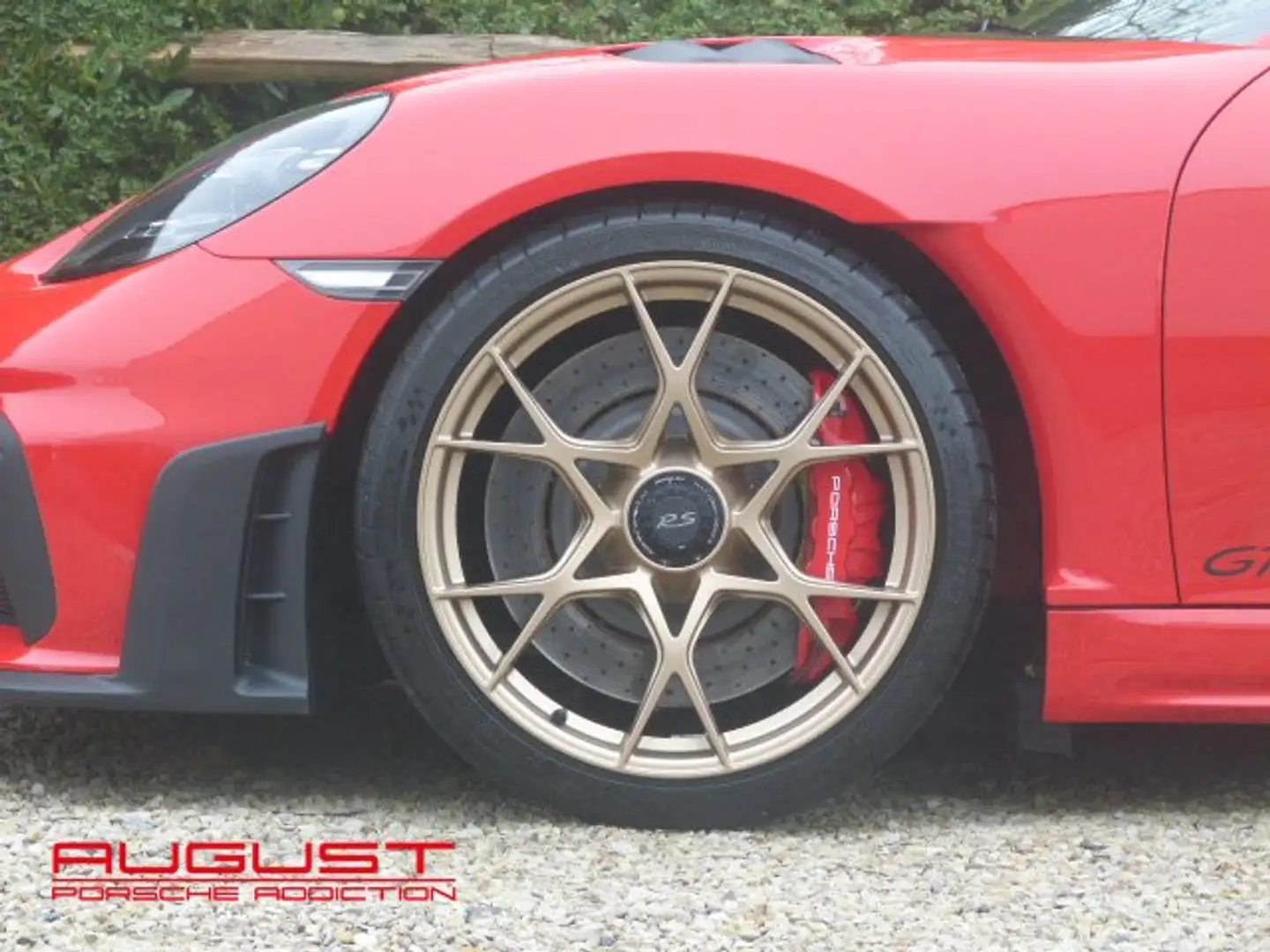 Porsche 718 Cayman GT4 RS PDK 2023 Rouge - 2