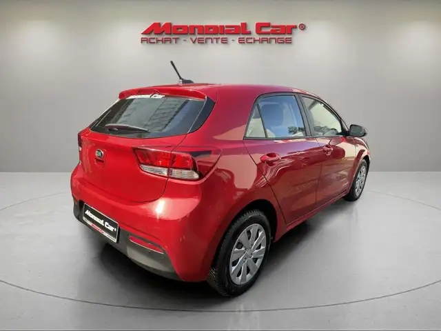 Kia Rio view 6