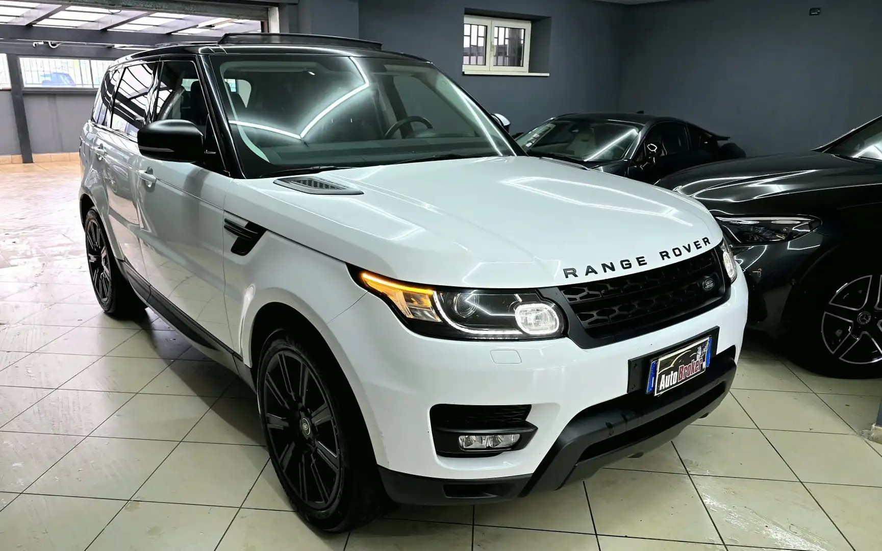 Land Rover Range Rover Sport 3.0 SDV6 HSE Dynamic 306cv BLACK LINE Bianco - 1