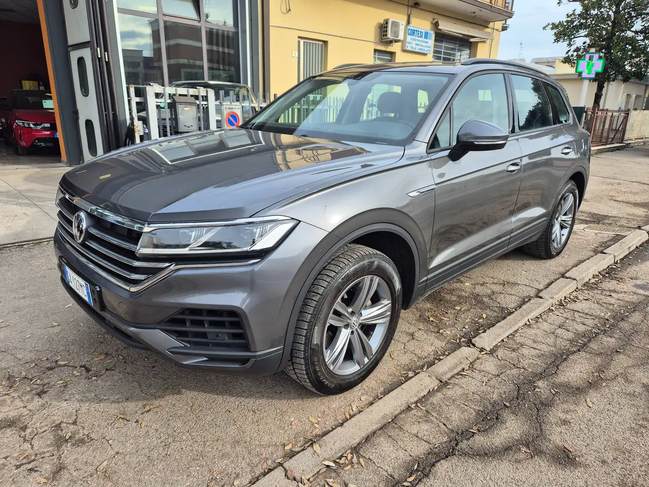 Volkswagen Touareg