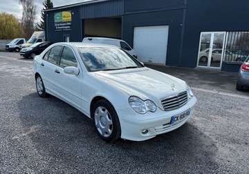 (203) Phase 2 Berline 200 CDi 2.2 16V 122 cv Boîte auto