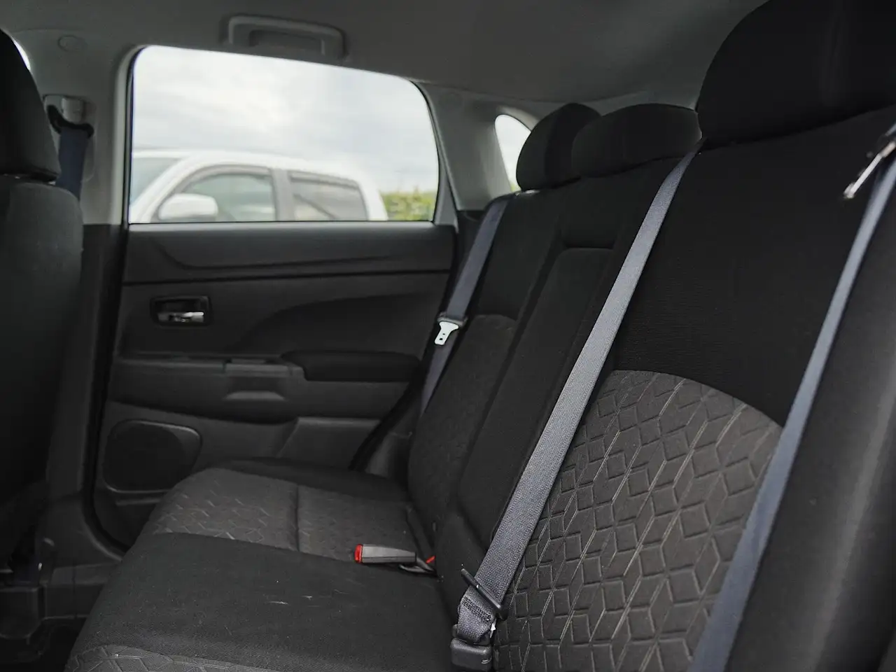Mitsubishi RVR fotografie Mitsubishi RVR