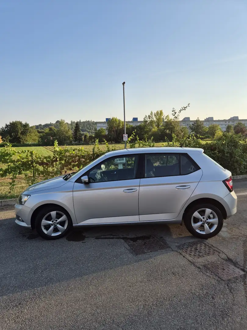 Skoda Fabia 1.4 tdi Ambition 90cv - 2