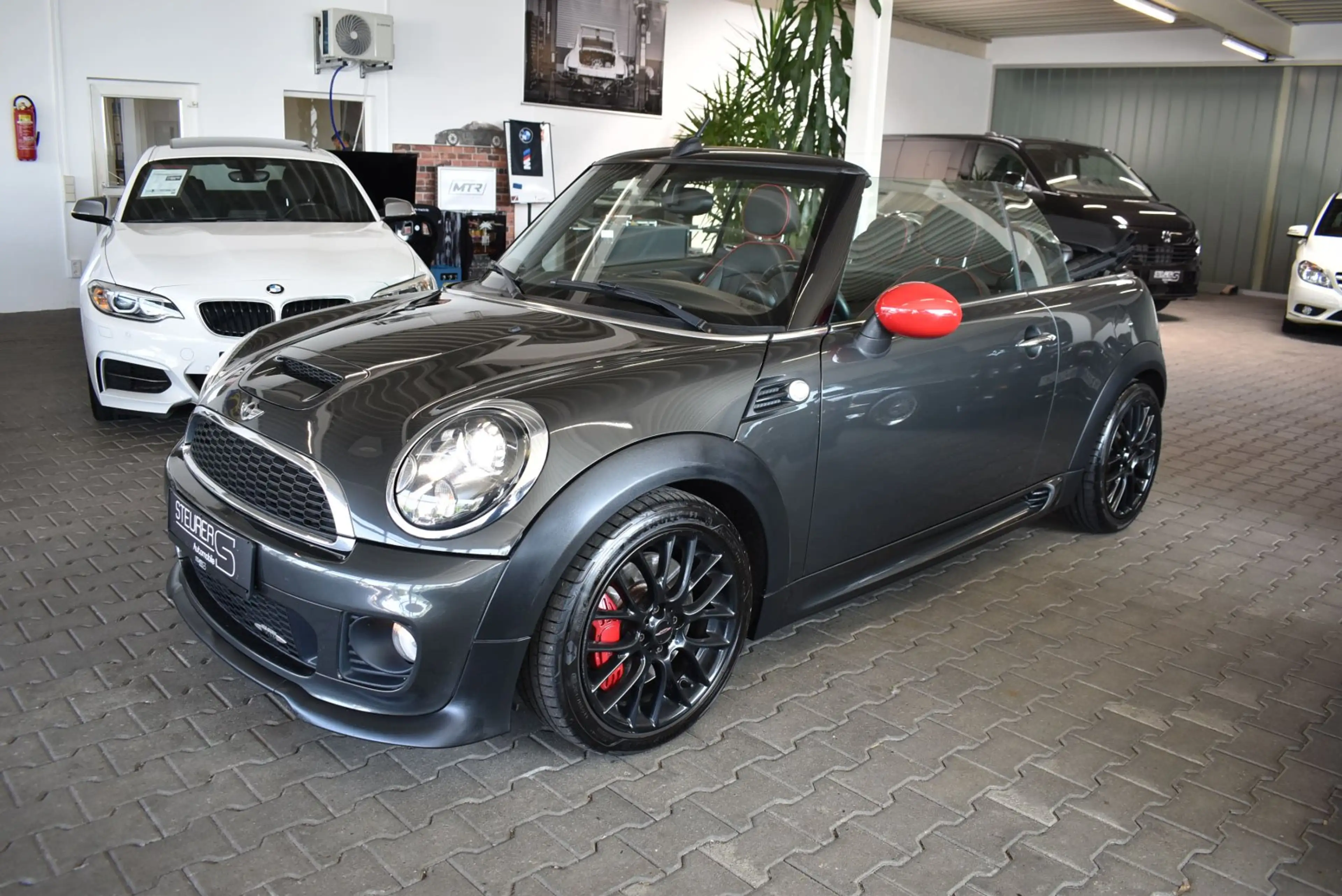 MINI John Cooper Works Cabrio Chili Navi Xenon H&K Leder/Alcantara — photo 15