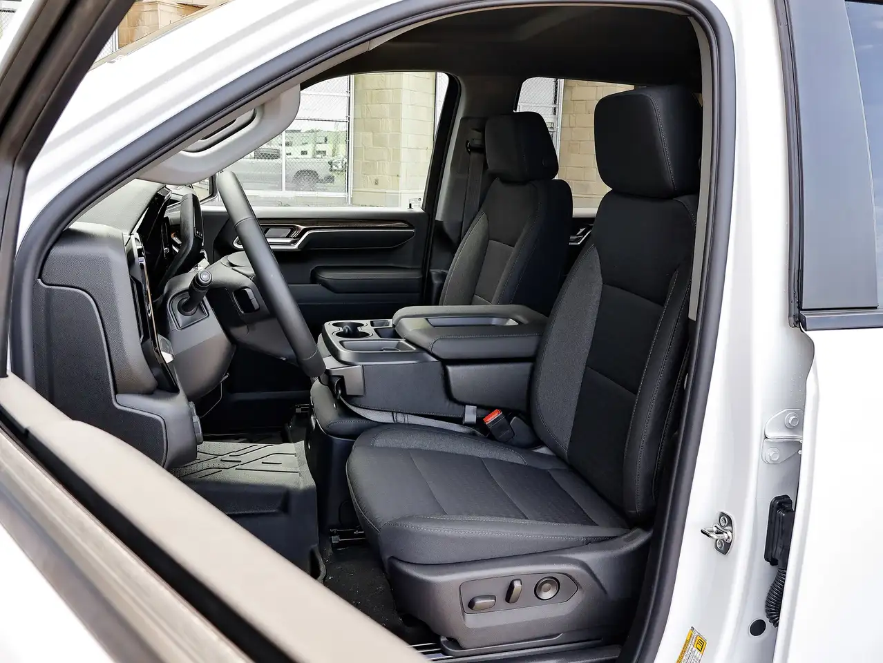 Chevrolet Silverado 1500 снимка Chevrolet Silverado 1500