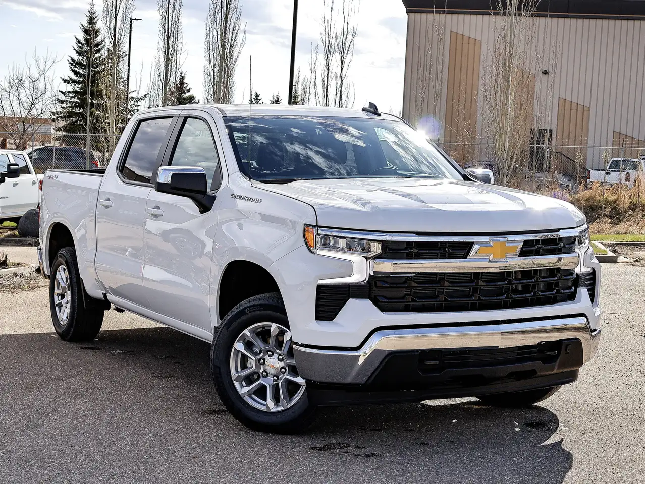 Chevrolet Silverado 1500 снимка Chevrolet Silverado 1500
