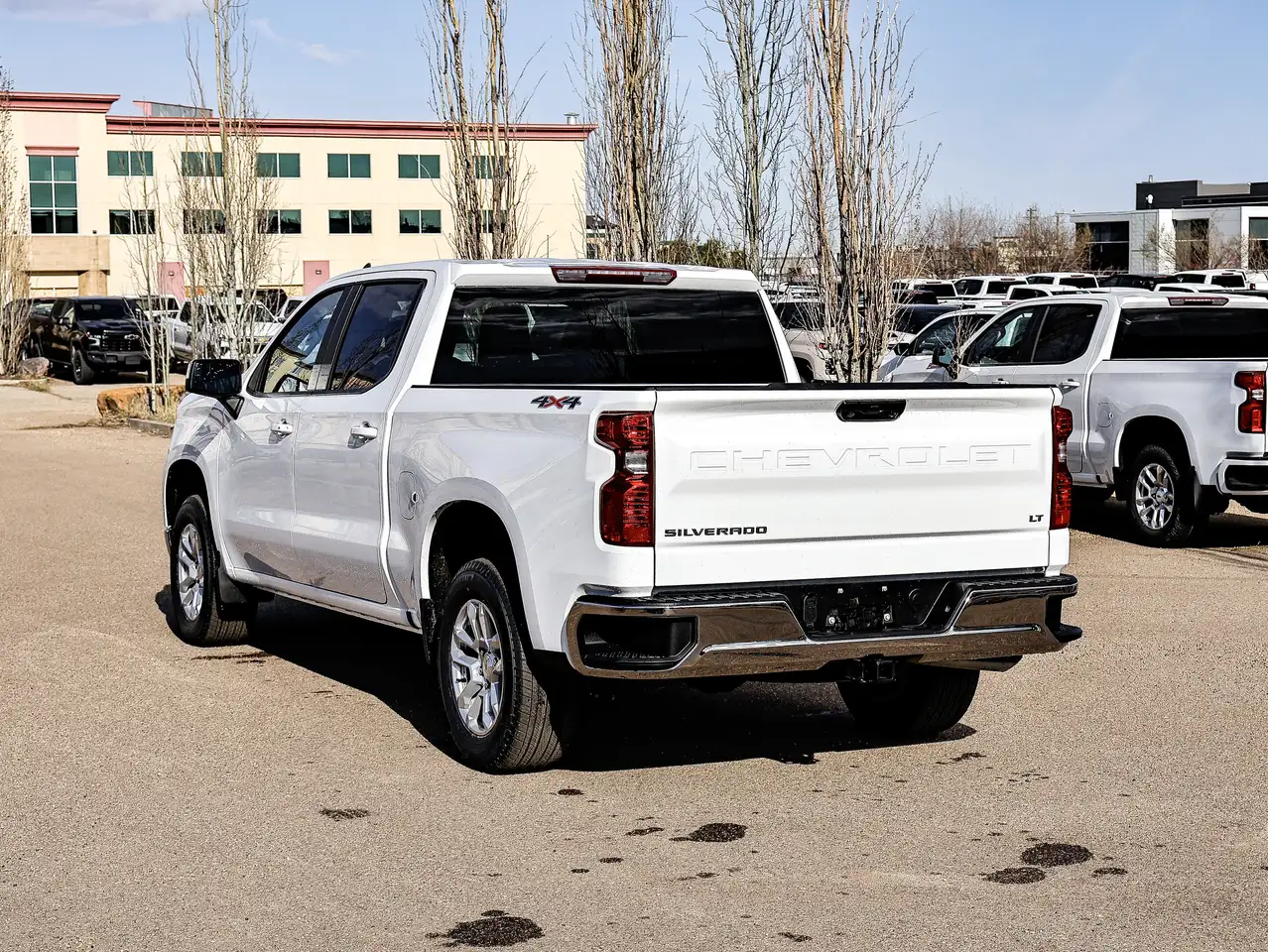 Chevrolet Silverado 1500 снимка Chevrolet Silverado 1500