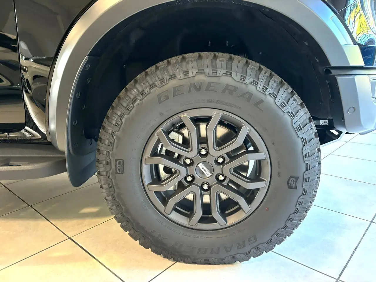 Ford Ranger Raptor 2026 — фото 15