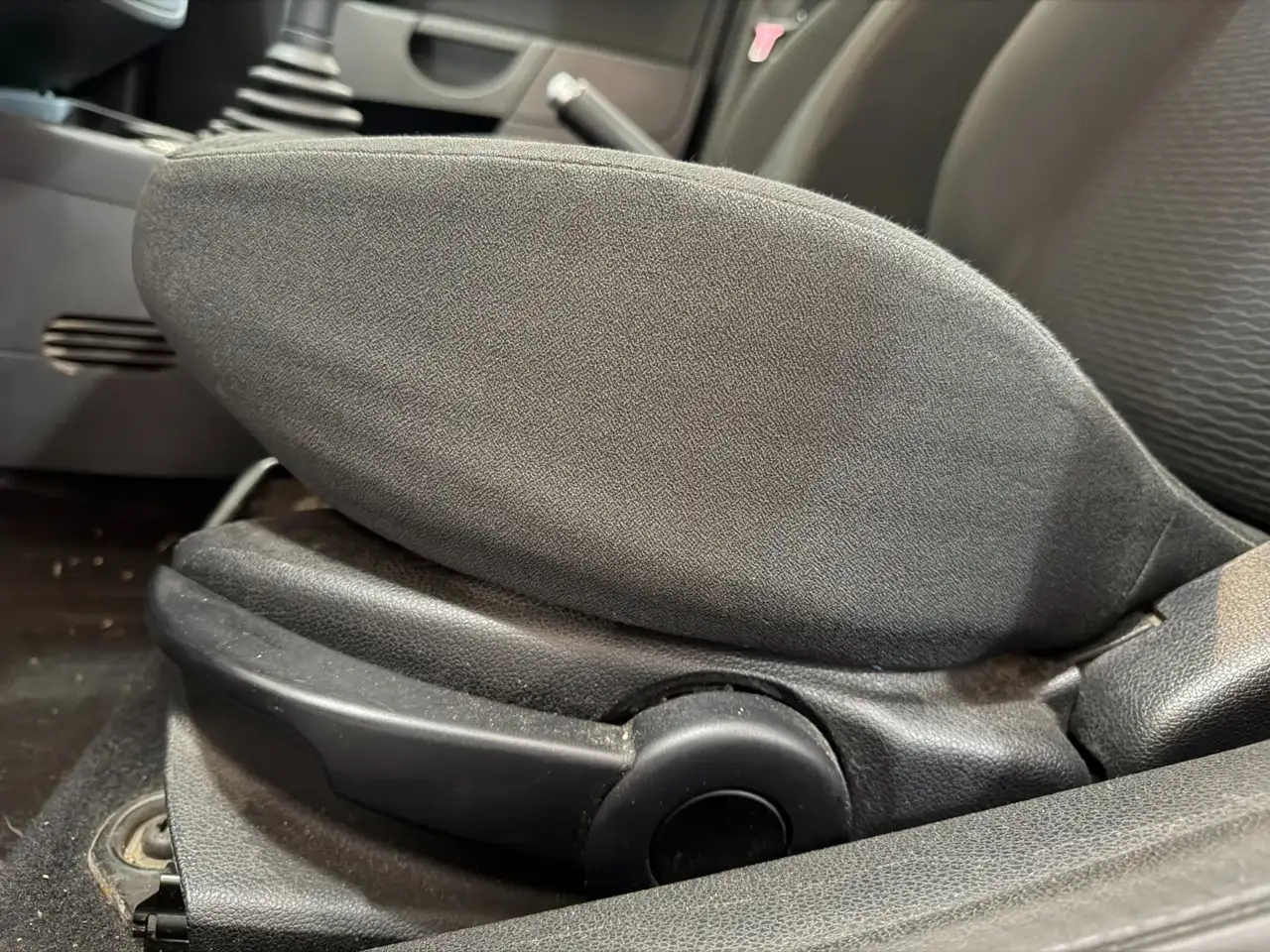 Ford Fiesta 5 portes — photo 18