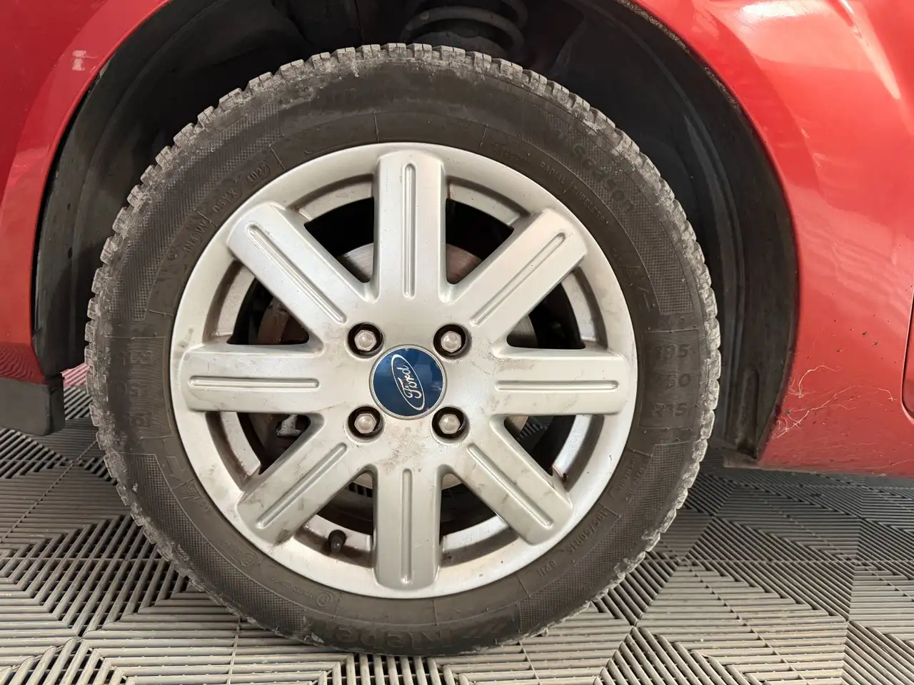 Ford Fiesta 5 portes — photo 41