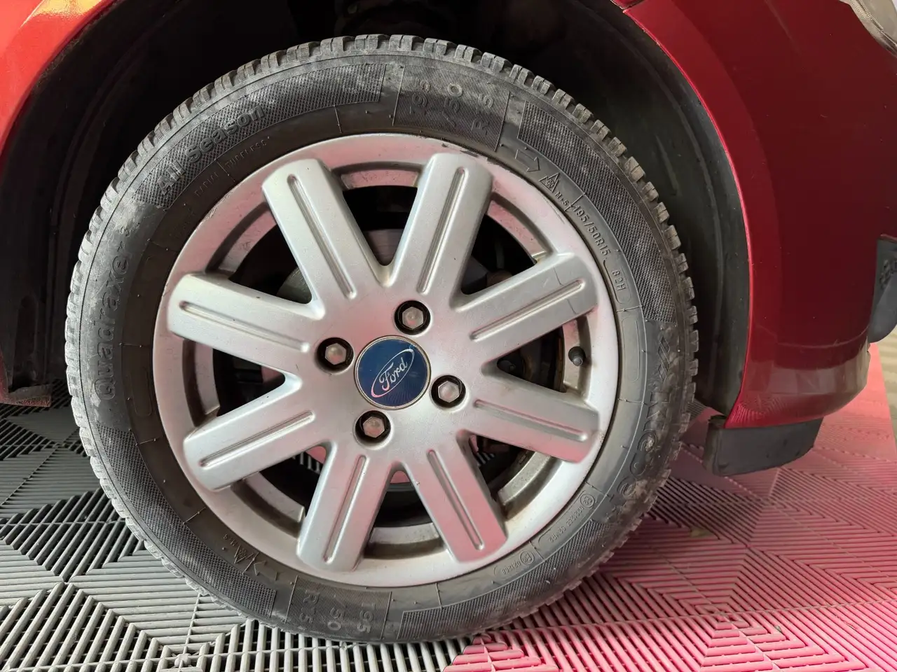 Ford Fiesta 5 portes — photo 42