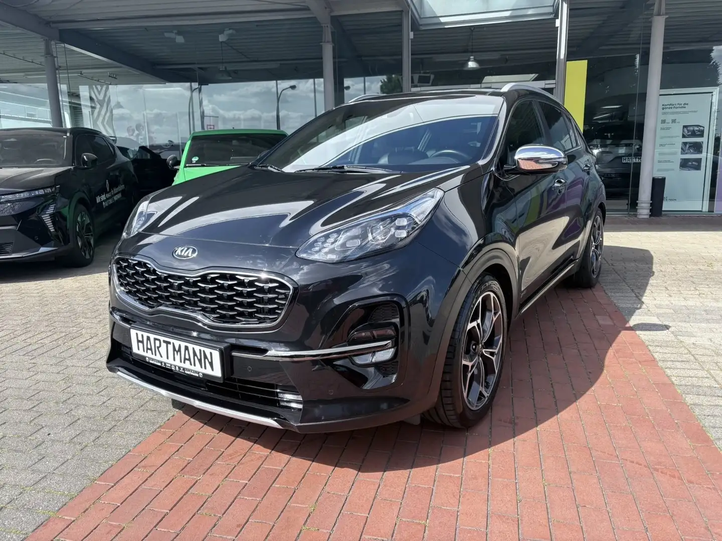 Kia Sportage GT Line 1.6 T-GDI 4WD Zwart - 1