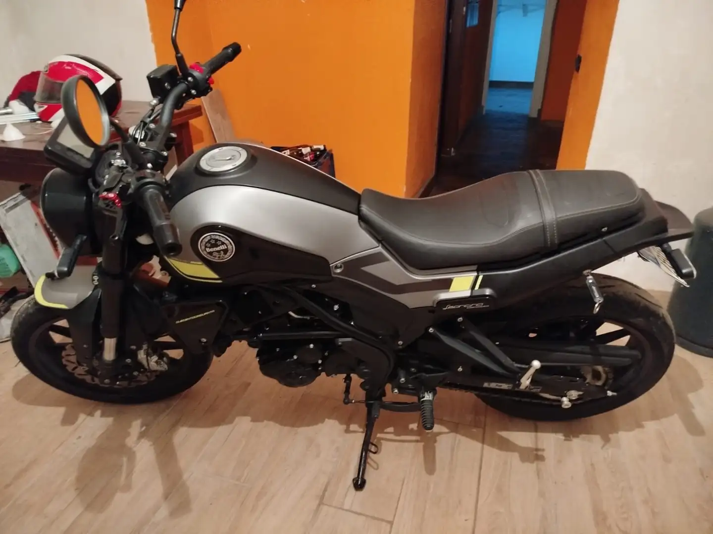 Benelli Leoncino 2021 Grijs - 1