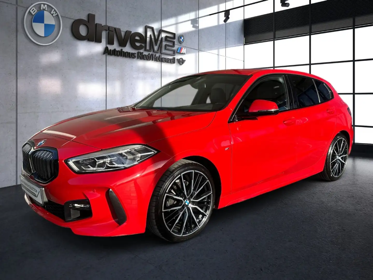 BMW 118 i M-Sport KAM LED ACC HUD Kam. SHZ Sportp. LM Rot - 2