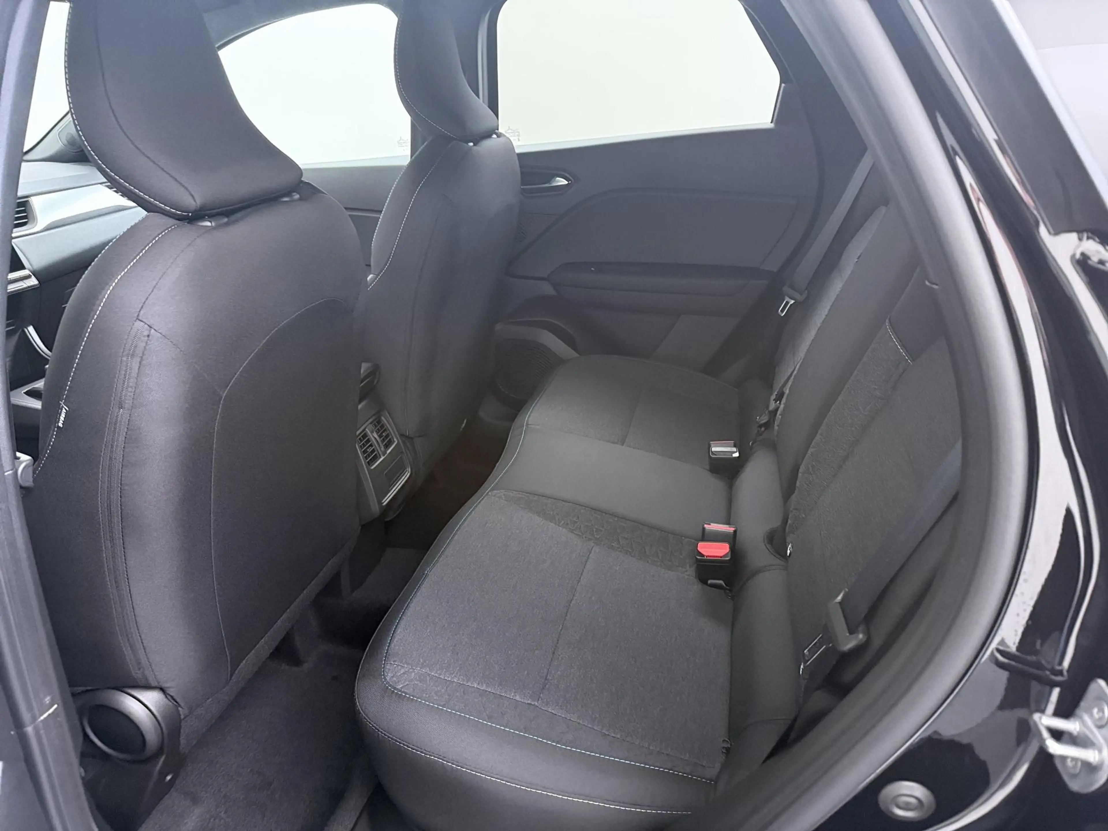 Mitsubishi ASX 1.8 HEV Black Edition | € 1.000 Introductievoordee — photo 14