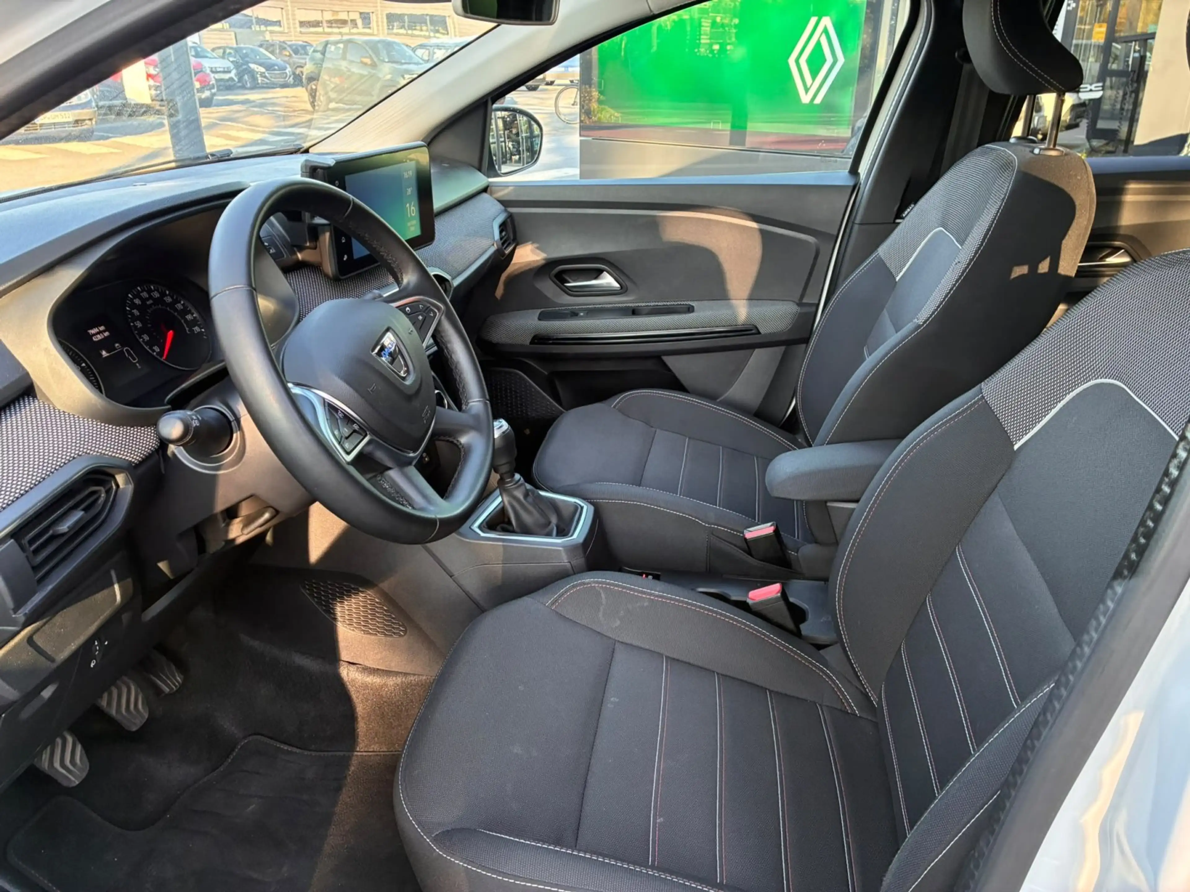 Dacia Jogger 1.0 TCe 110 Extreme (EU6d) 7-Spl. — photo 9