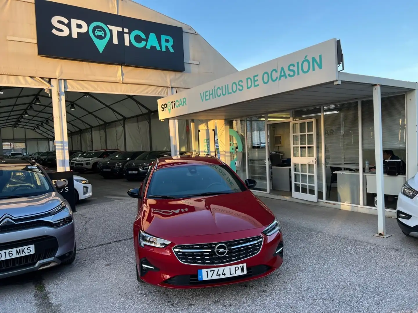 Opel Insignia ST 1.5D DVH S&S GS-Line 122 Paars - 1