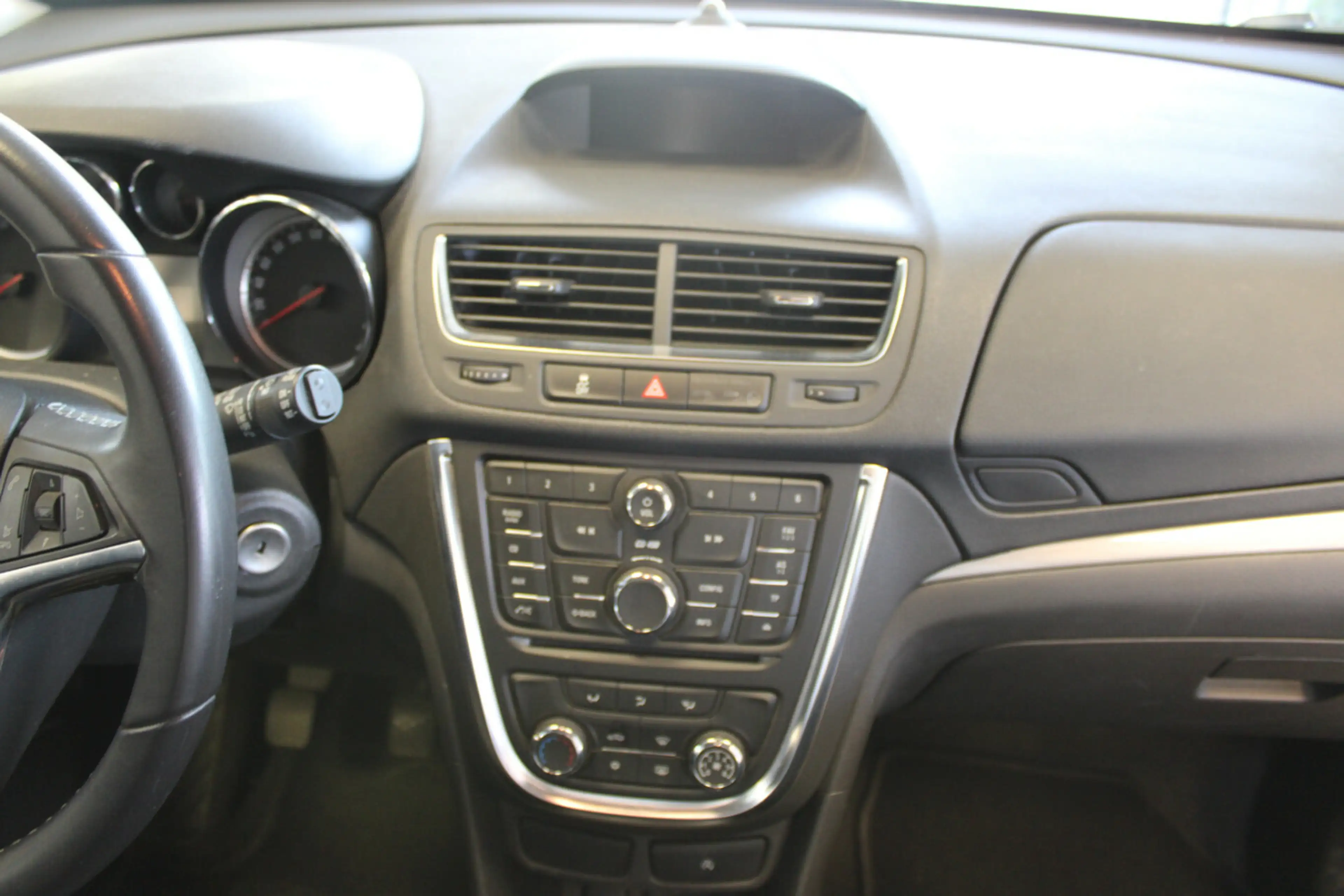 Opel Mokka 1.4 Turbo ecoFLEX — photo 10