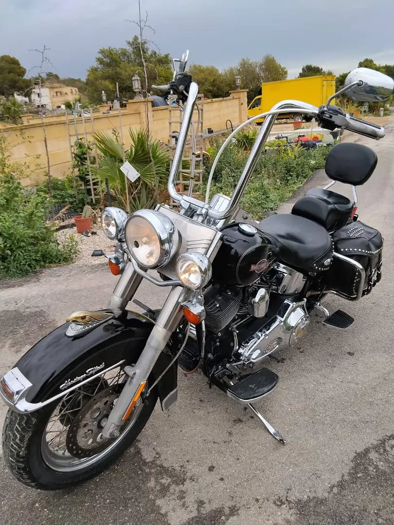Harley-Davidson Heritage Softail Negro - 1