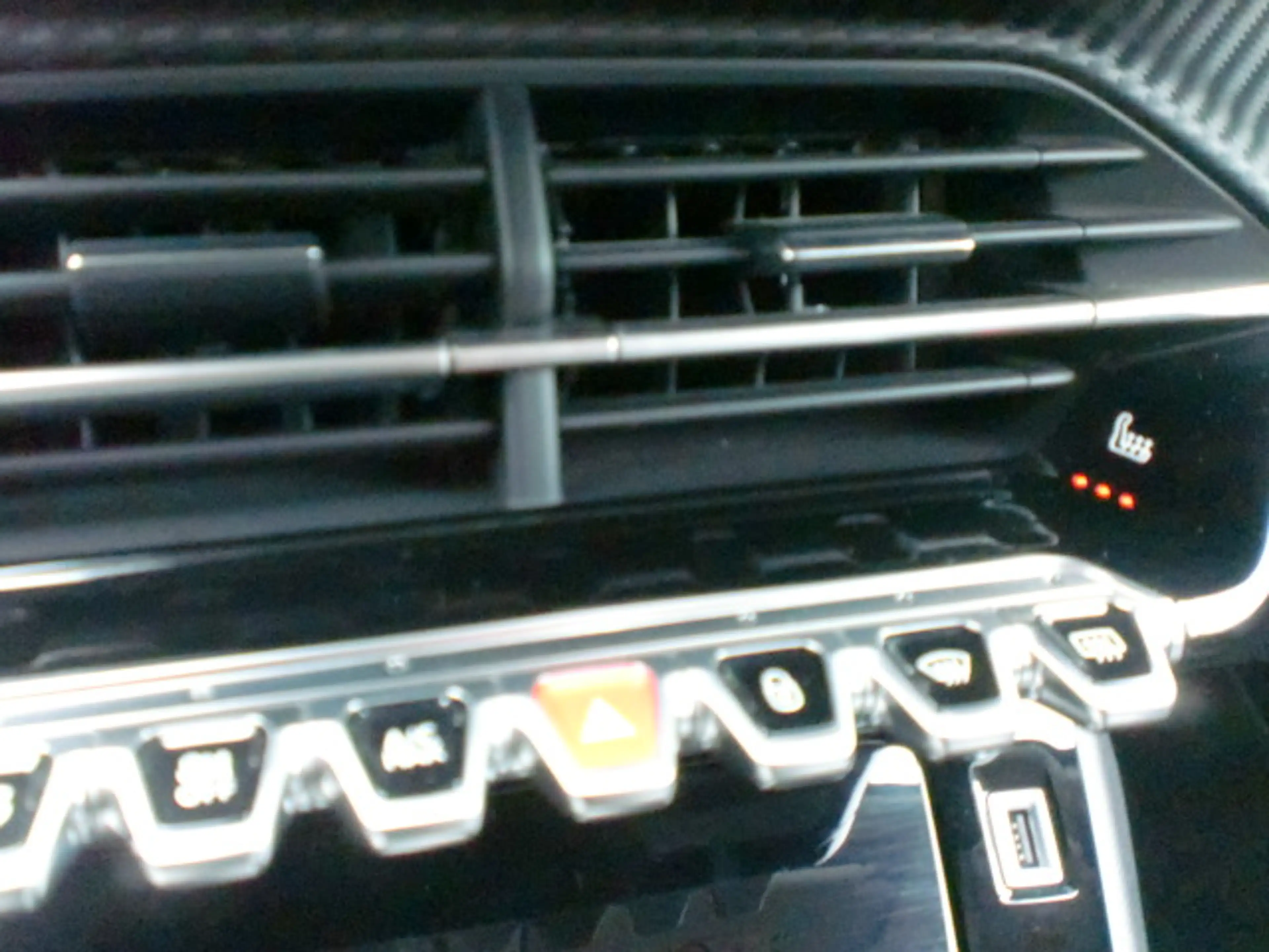 Peugeot 208 Elektromotor 136 Allure,Sitzheizung,Alufelgen — photo 11