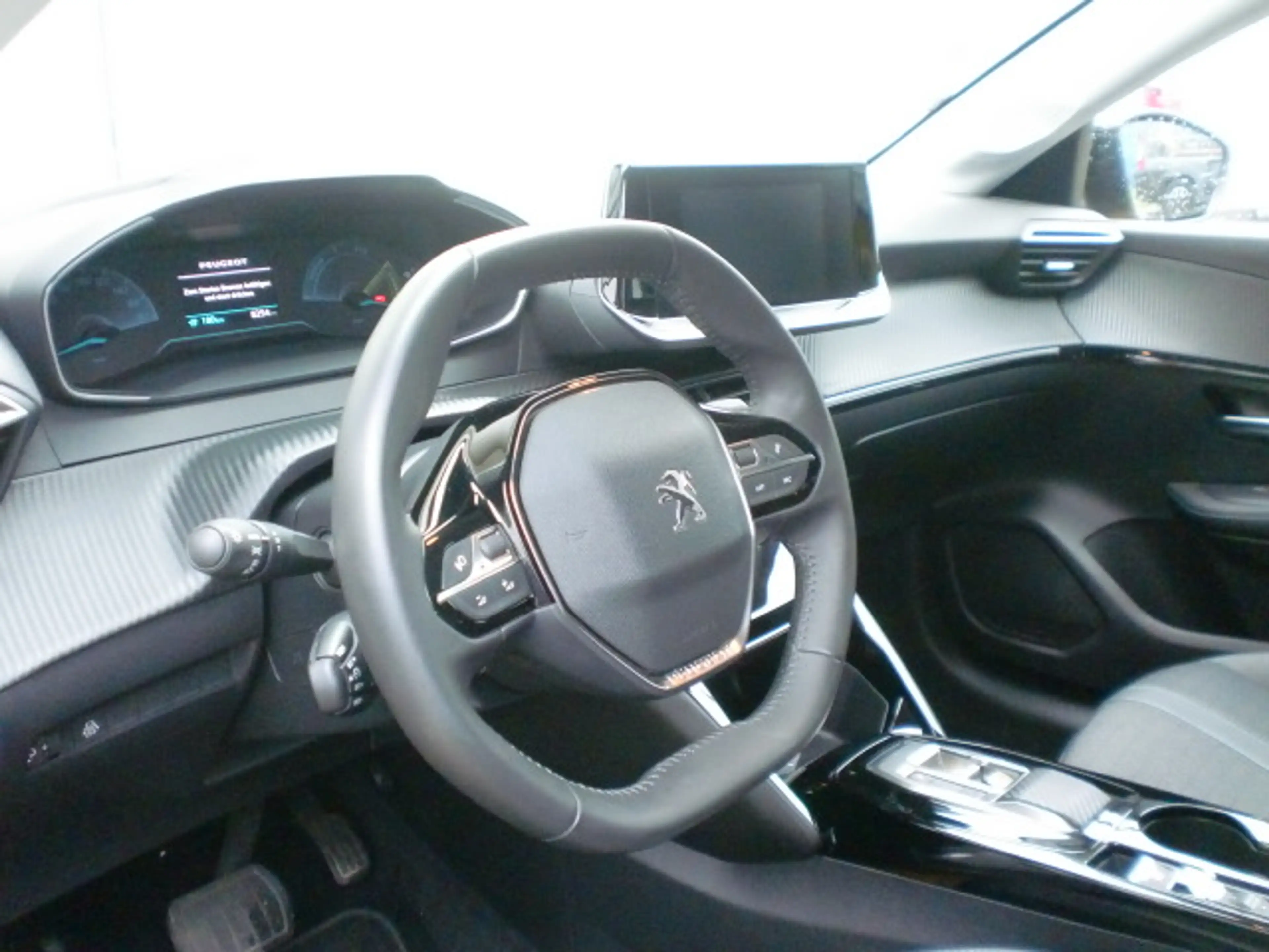 Peugeot 208 Elektromotor 136 Allure,Sitzheizung,Alufelgen — photo 6