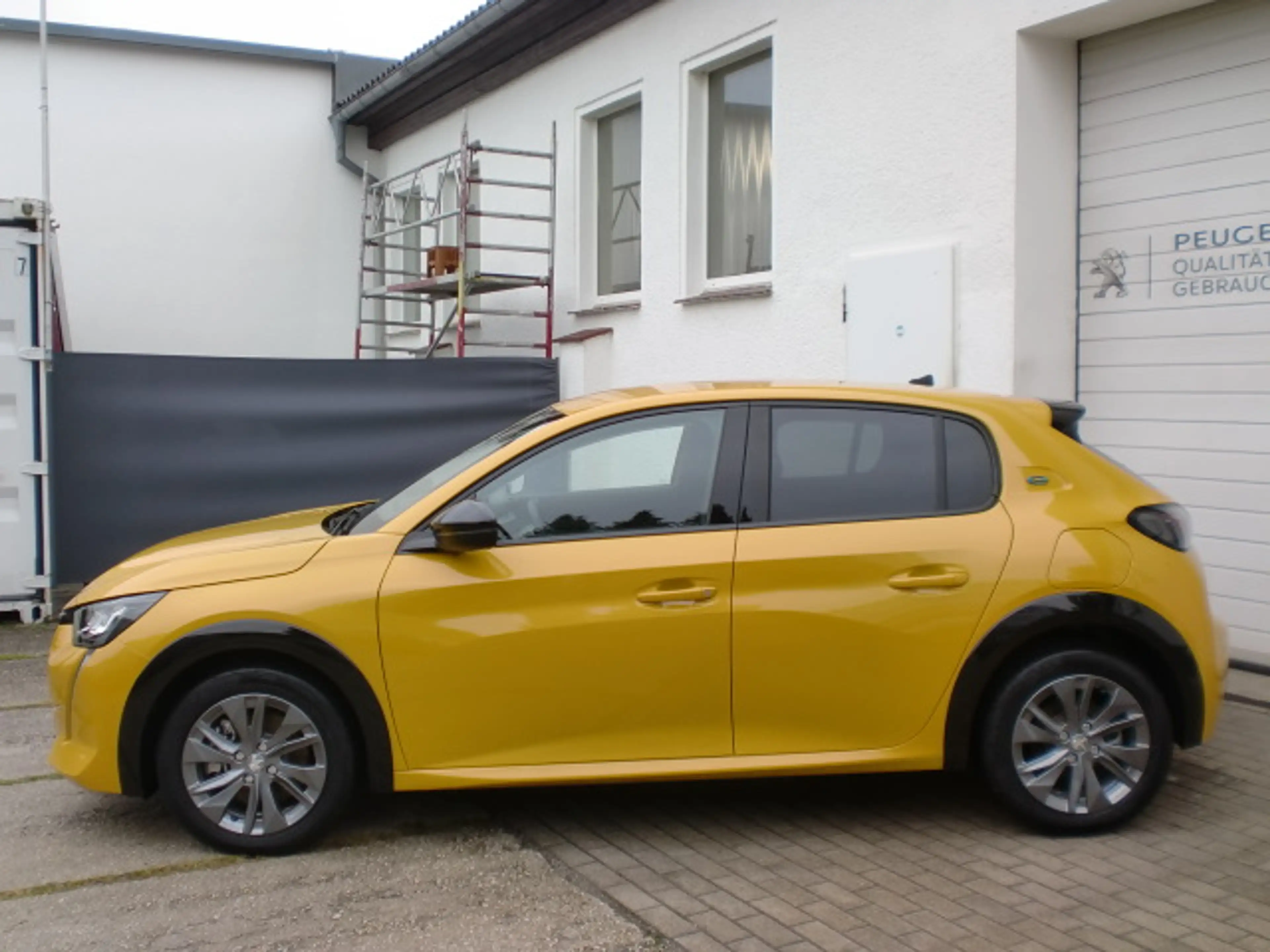 Peugeot 208 Elektromotor 136 Allure,Sitzheizung,Alufelgen — photo 5