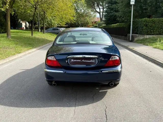 Jaguar S-Type view 14