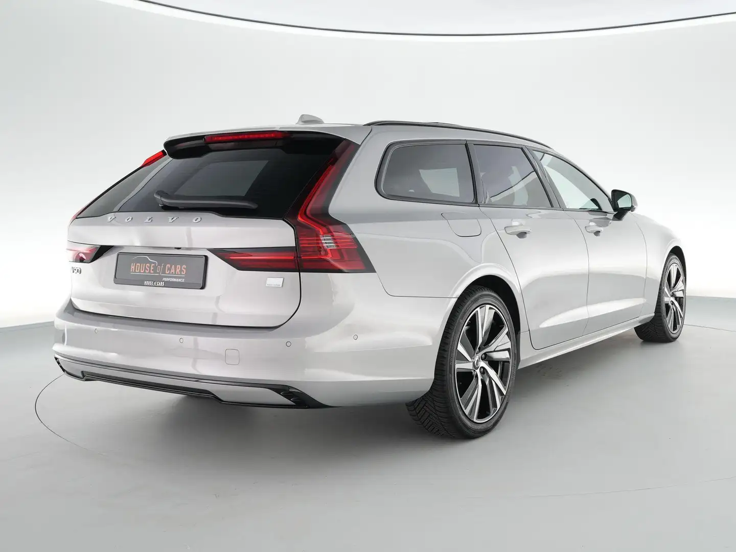 Volvo V90 T6 Ultra Dark 2.0 350pk Plug-in hybrid AWD |Bowers Grijs - 2