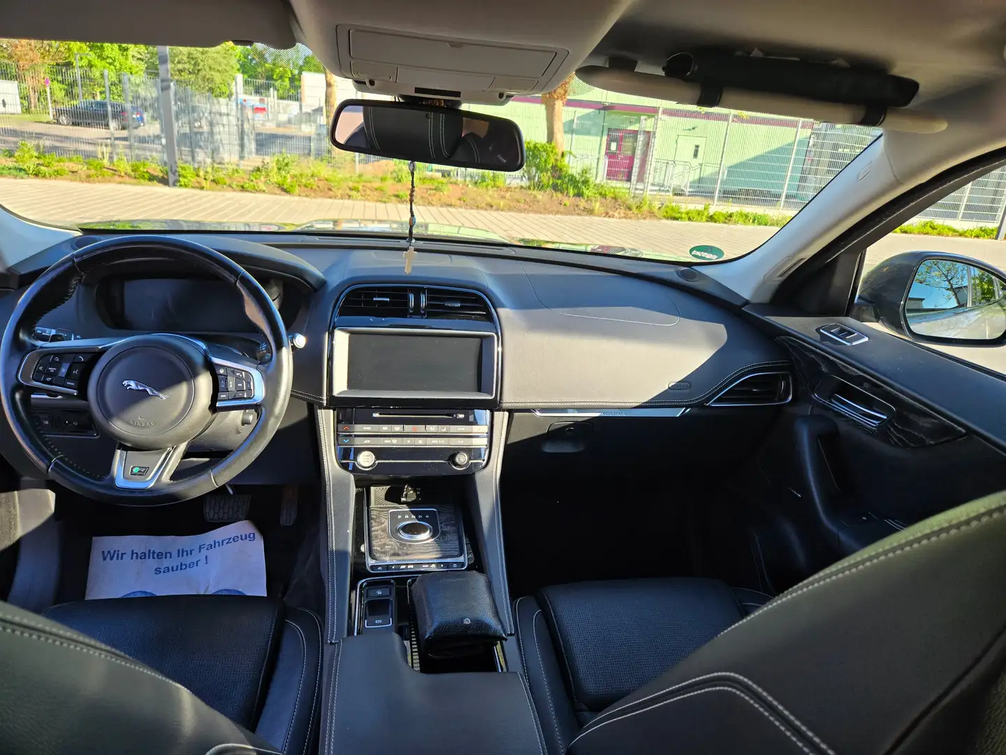 Jaguar F-Pace 30d AWD R-Sport Silber - 2