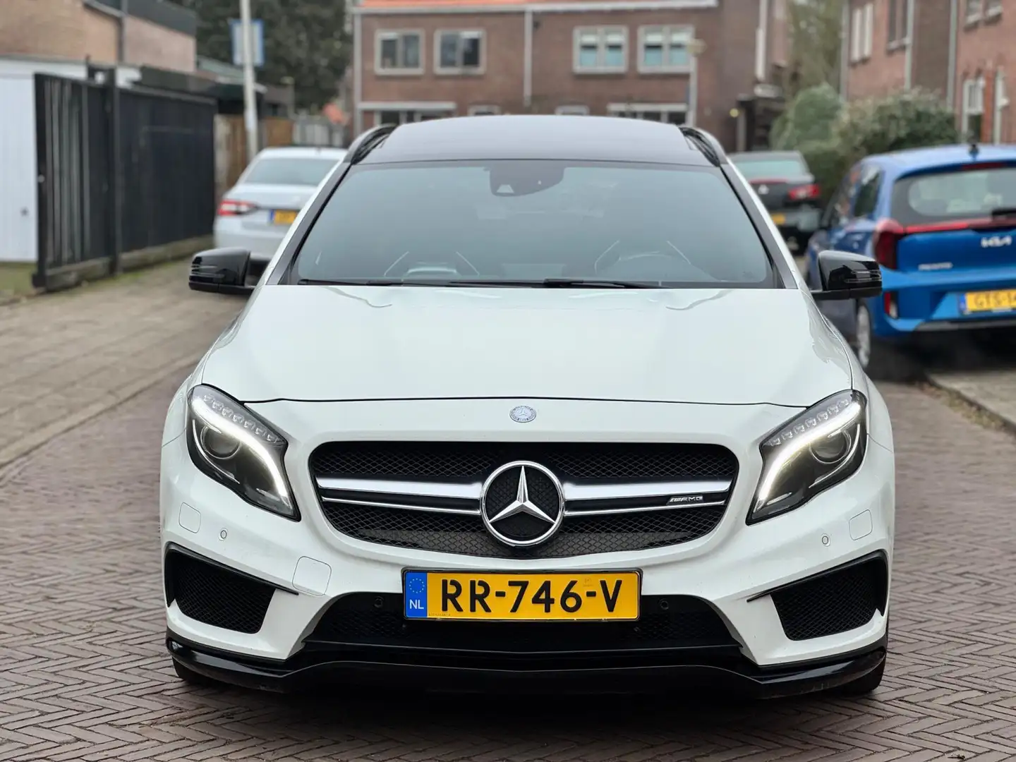 Mercedes-Benz GLA 45 AMG 4Matic Edition 1|PANO|SCHAALSTOELEN|MEMMORIE Blanc - 2