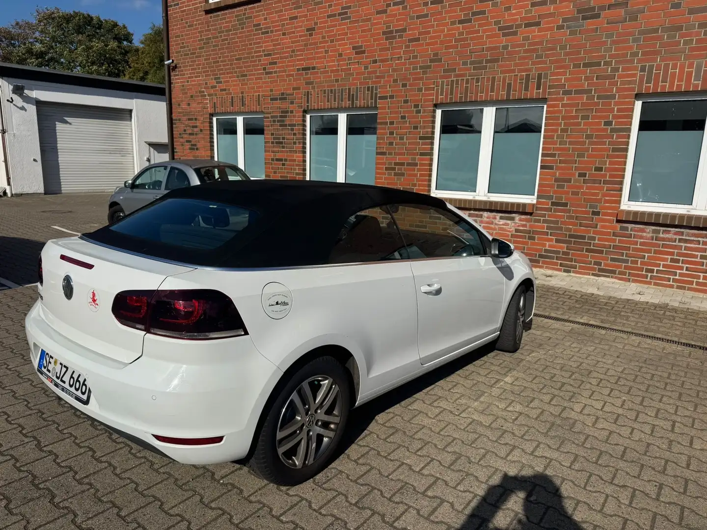 Volkswagen Golf Cabriolet Cabrio 1.4 TSI DSG Exclusive - 2
