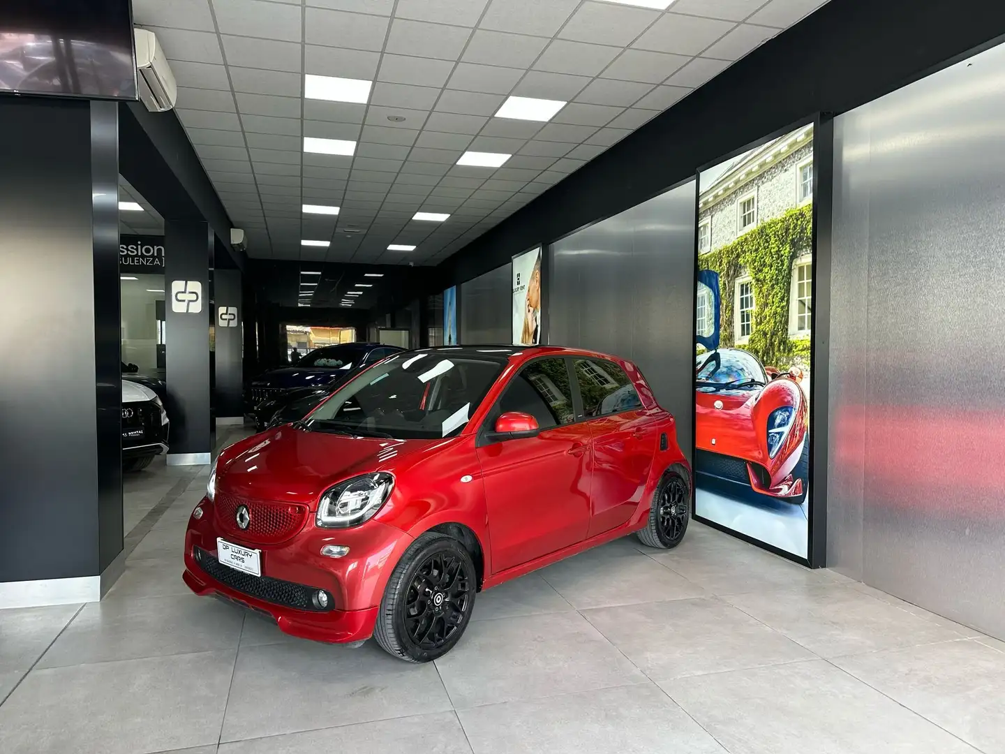 smart forFour 0.9 t Passion 90cv my18 Czerwony - 1