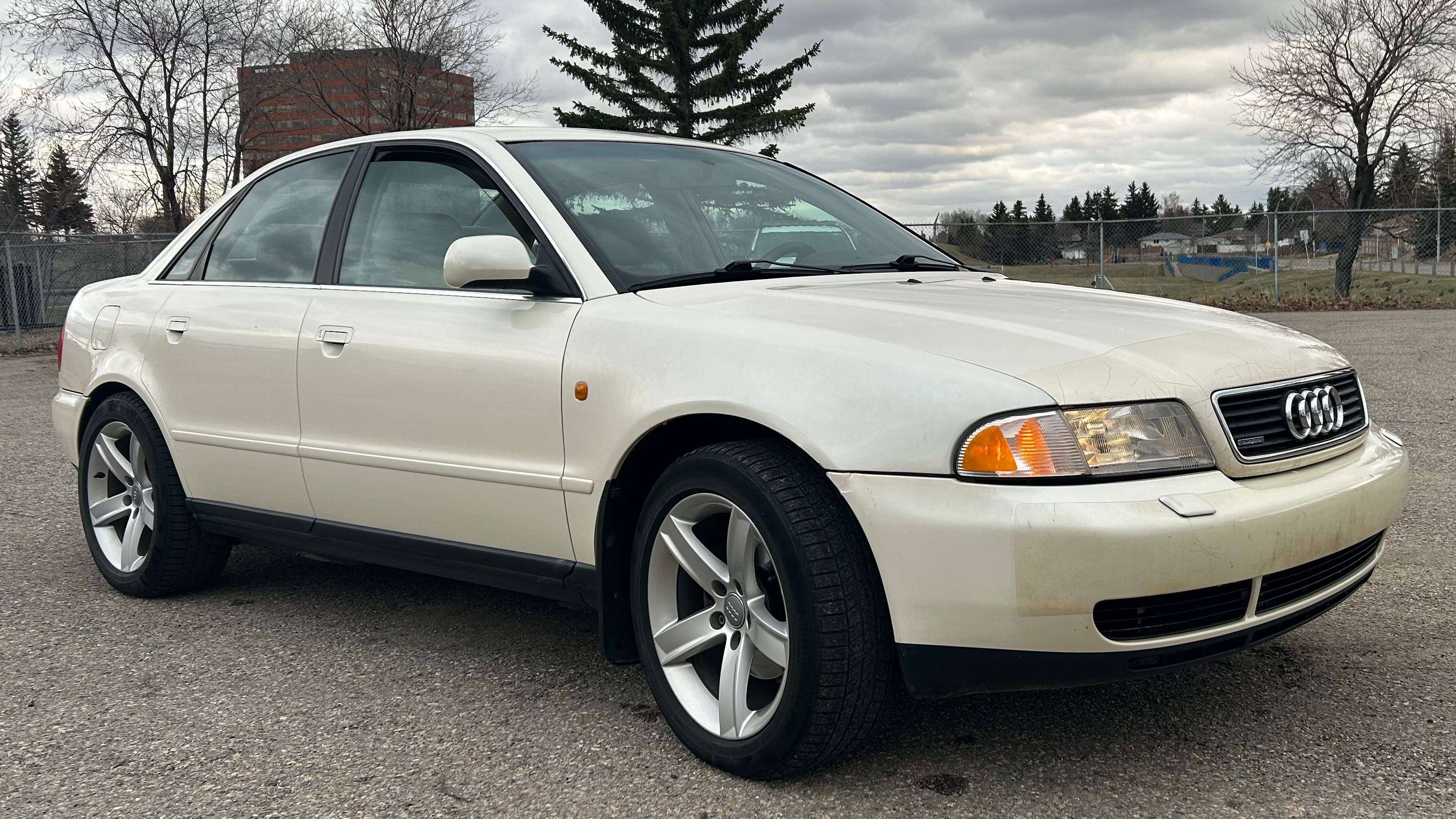 1998 Audi A4 alt 4