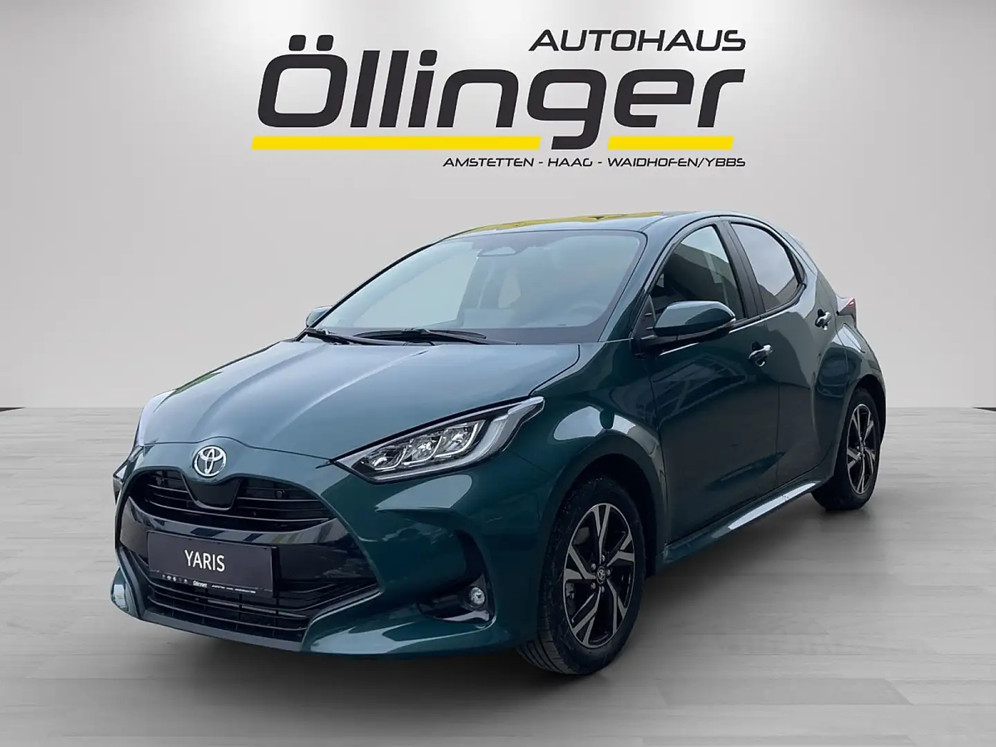 Toyota Yaris 1,5 VVT-i Hybrid Active Drive Grün - 2