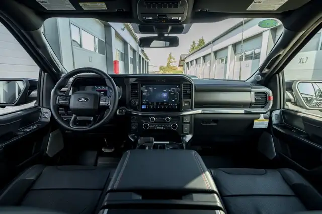 Ford F 150 F-150 Raptor SuperCrew 5,5'-Bed 4x4 Ansicht 20