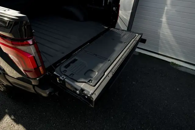 Ford F 150 F-150 Raptor SuperCrew 5,5'-Bed 4x4 Ansicht 17