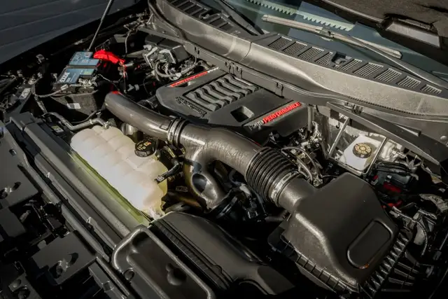 Ford F 150 F-150 Raptor SuperCrew 5,5'-Bed 4x4 Ansicht 7