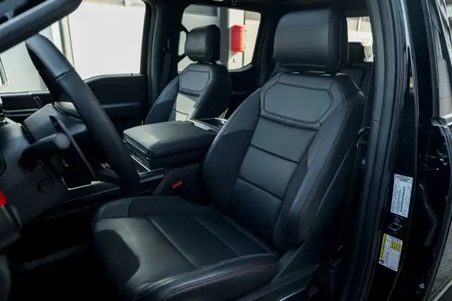 Ford F 150 F-150 Raptor SuperCrew 5,5'-Bed 4x4 Ansicht 45