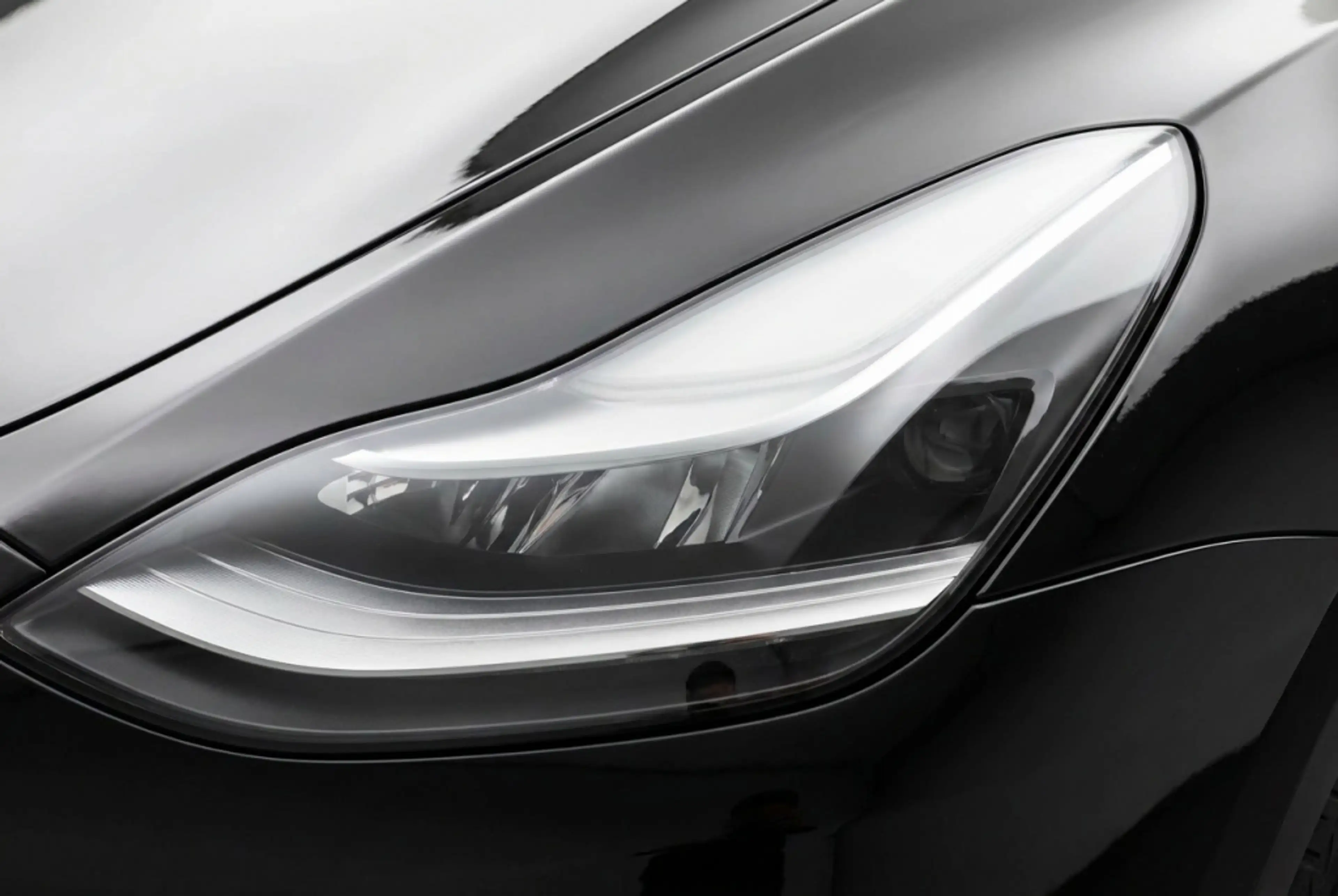 Tesla Model Y Long Range AWD 75kWh Full Self Driving l Warmtepom — photo 9