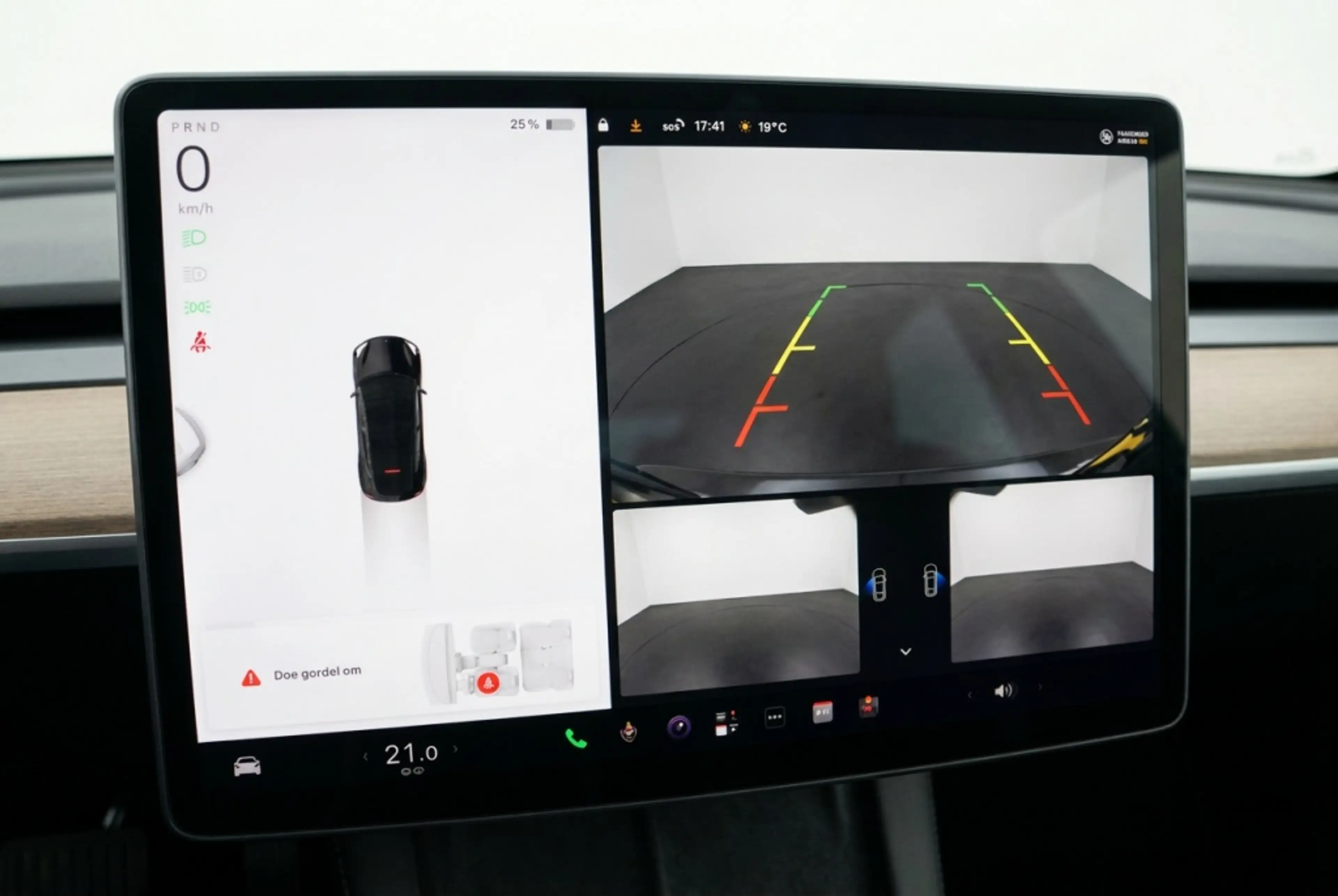 Tesla Model Y Long Range AWD 75kWh Full Self Driving l Warmtepom — photo 16