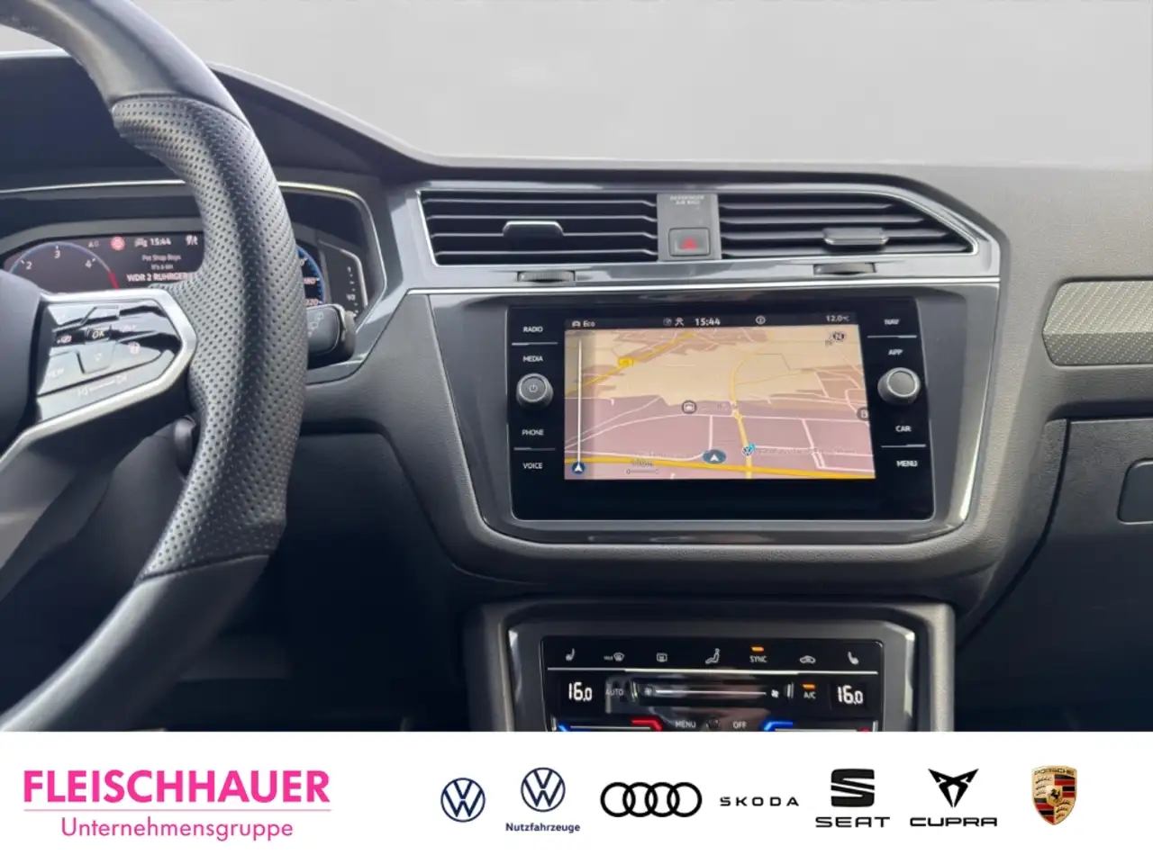 Volkswagen Tiguan Allspace 2,0 TDI R-Line 4Motion AHK+AreaView+CarPlay+Matrix 13