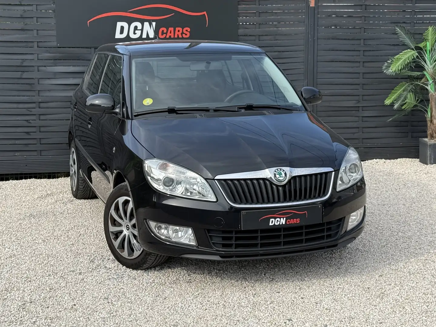 Skoda Fabia 1.2 CR TDi GreenLine Ambiente DPF Noir - 2